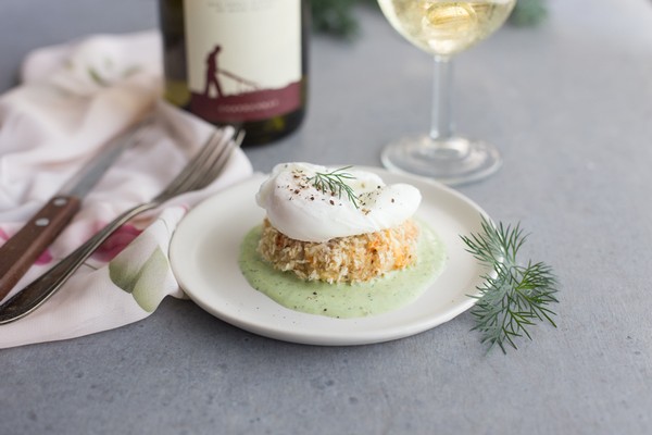 Crab Cakes Benedict with Buttermilk Herb Sauce